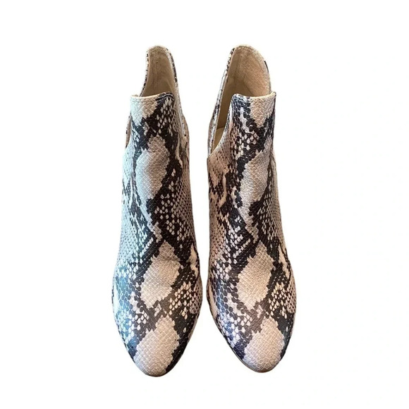 Steve Madden Women’s Rookie Booties - Picture 3 of 9